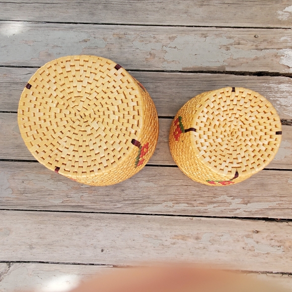 2 Nesting Wicker Baskets Lid Floral Vintage Rattan Boho Raffia Straw Cottagecore - Picture 6 of 9